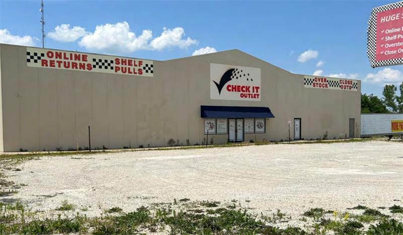 18580 Highway 59, Country Club, MO for lease - Building Photo - Image 2 of 2