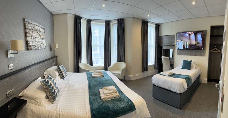 39-41 Main St, Portrush à vendre - Photo du bâtiment - Image 2 de 6