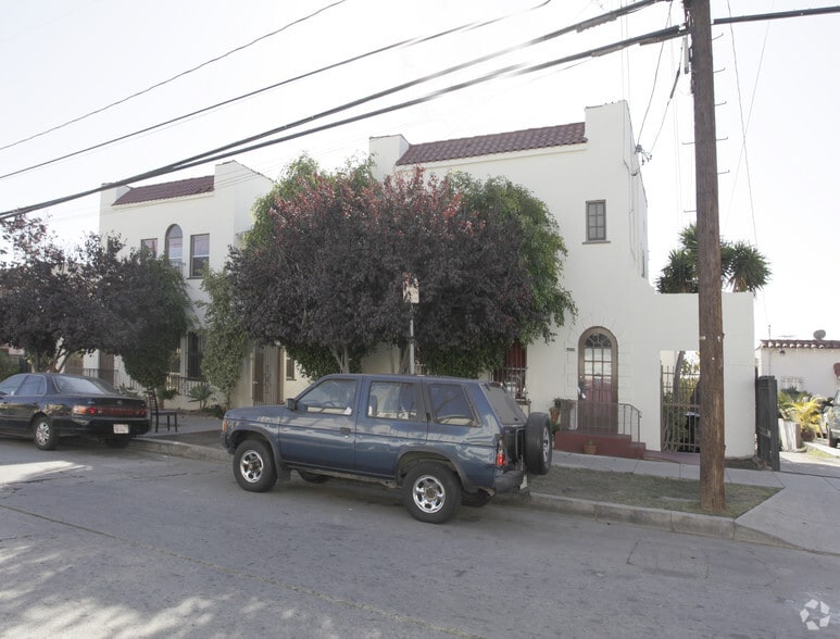 4520-4524 3/4 Willow Brook Ave, Los Angeles, CA à vendre - Photo du bâtiment - Image 3 de 25