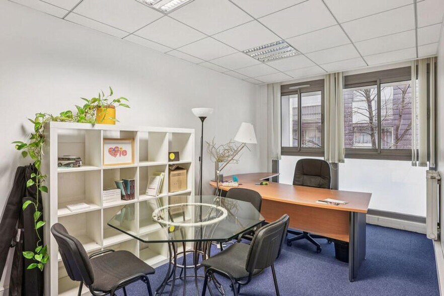 55 Rue De La Fédération, Paris for lease - Interior Photo - Image 3 of 3