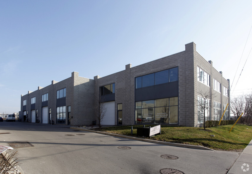 300 New Toronto St, Toronto, ON for lease - Building Photo - Image 3 of 7