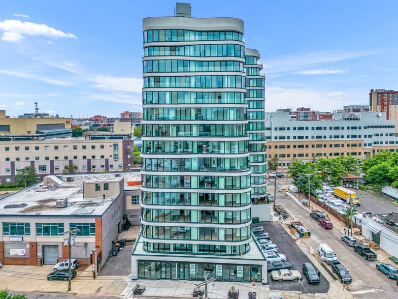 50-54 Sussex Ave, Newark, NJ for lease - Building Photo - Image 1 of 4