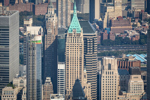 The Trump Building - Épicerie