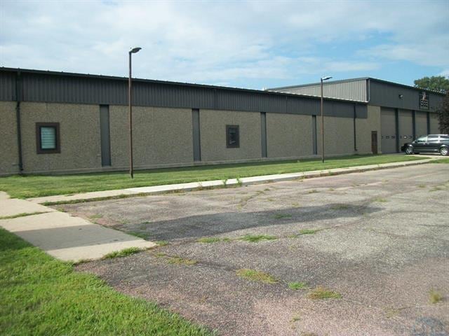 5047 Iowa 3, Cherokee, IA for sale - Building Photo - Image 3 of 10