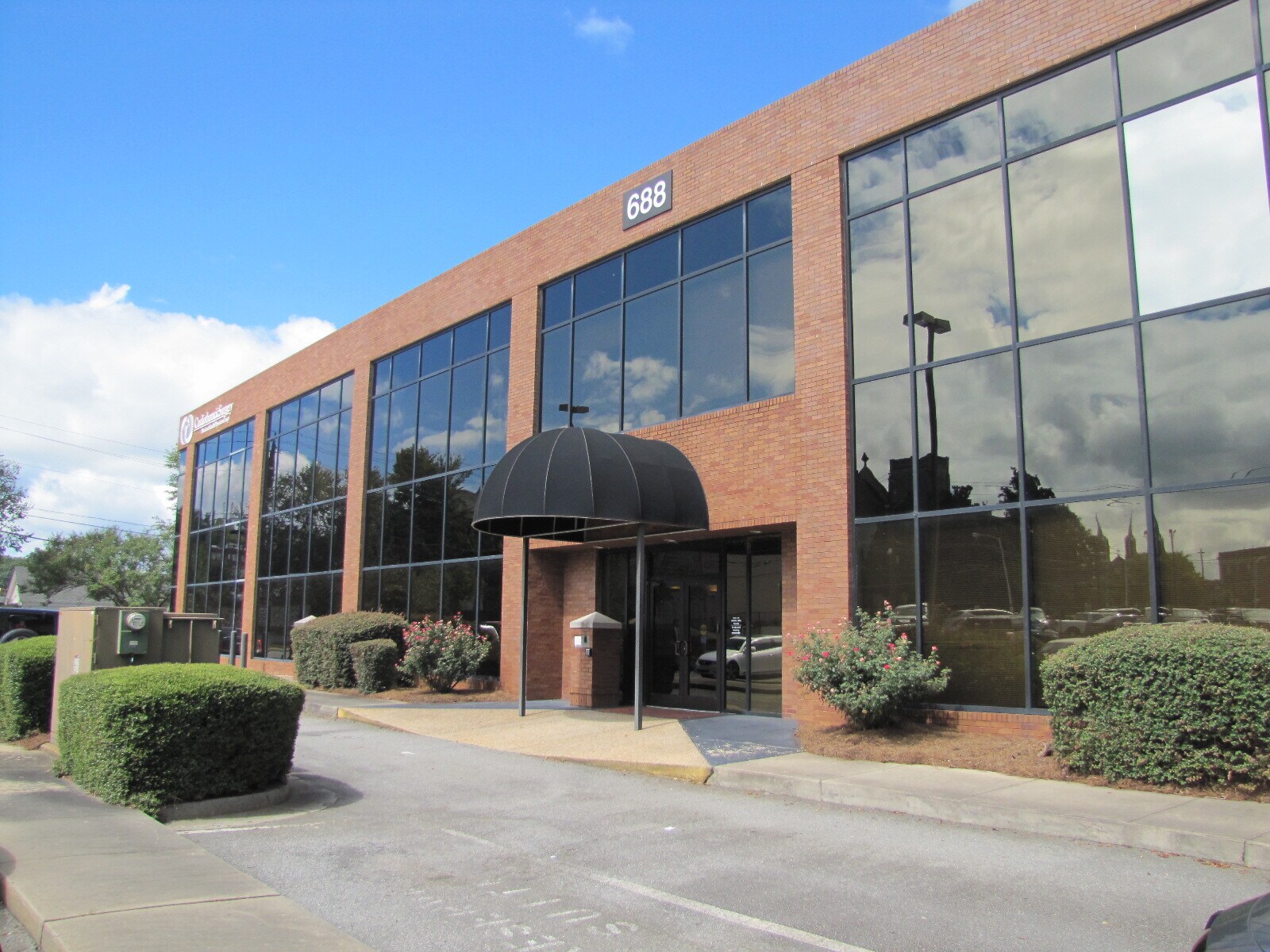 688 Walnut St, Macon-Bibb, GA à louer Photo du bâtiment- Image 1 de 8