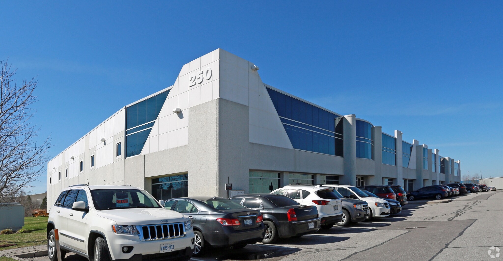 250 Harry Walker Pky N, Newmarket, ON à vendre Photo principale- Image 1 de 1