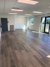12454 NW 39th St, Coral Springs, FL for lease Interior Photo- Image 1 of 8