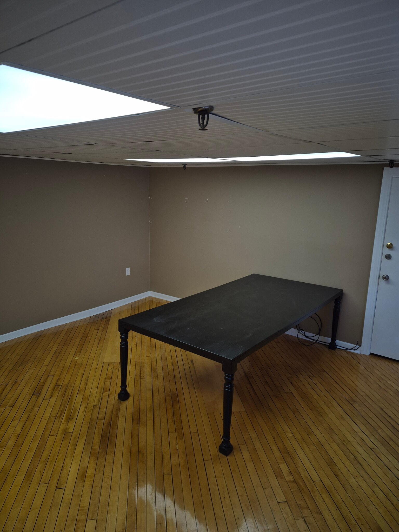 95 Mill St, Springfield, MA for lease Interior Photo- Image 1 of 5