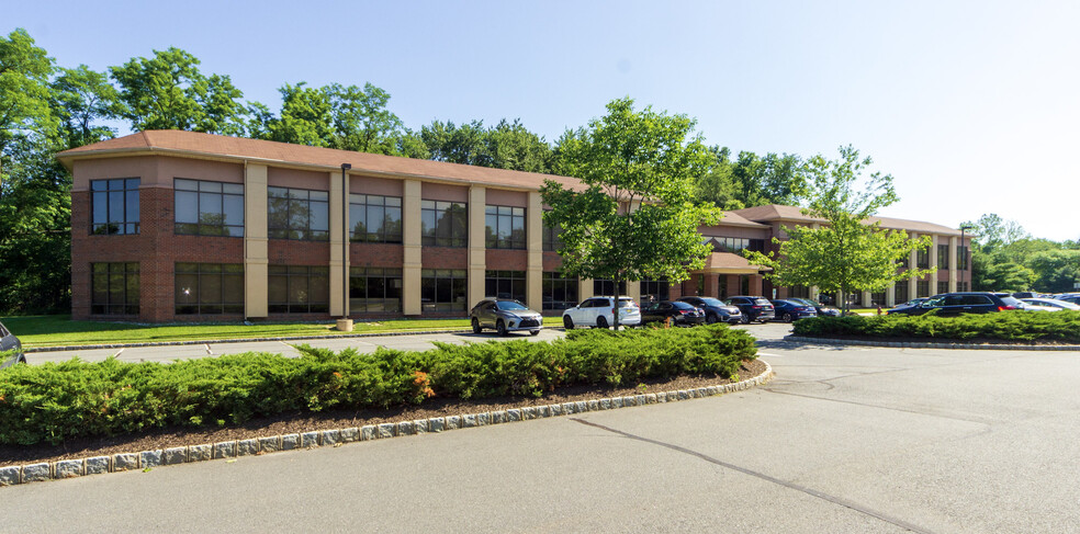 3836 Quakerbridge Rd, Hamilton, NJ for lease - Building Photo - Image 3 of 15