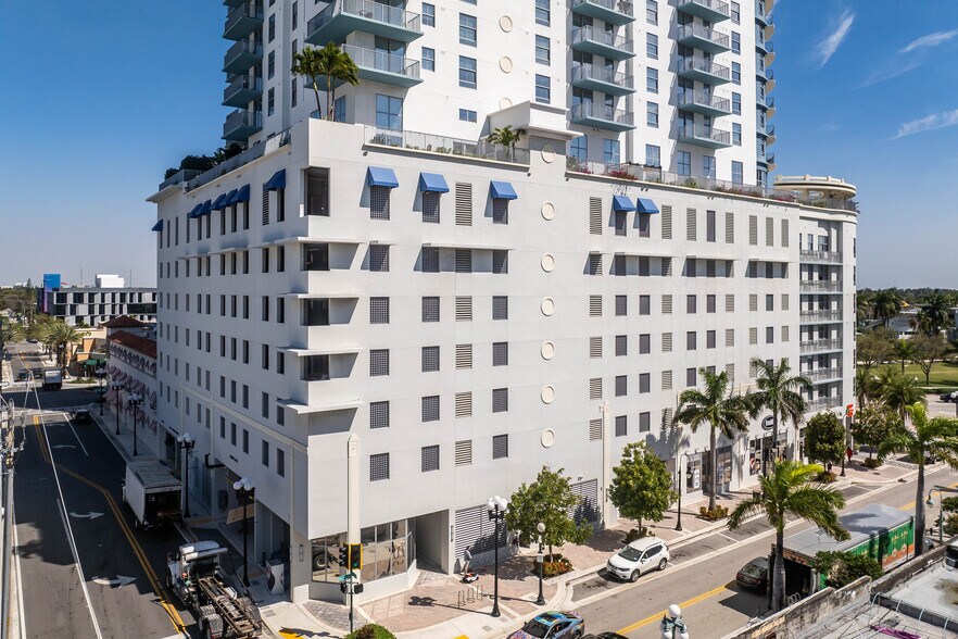 1820 Hollywood Blvd, Hollywood, FL à louer - Vidéo aérienne - Image 2 de 9