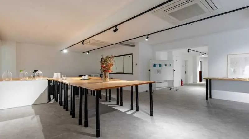 122-124 Rue Marcadet, Paris for sale Building Photo- Image 1 of 7