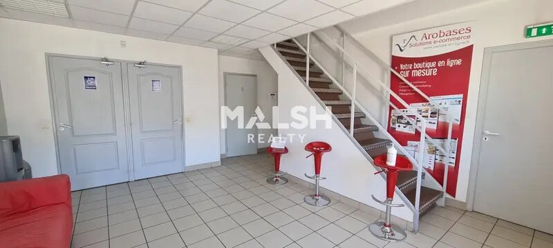 Bureau dans Meyzieu à louer - Photo du bâtiment - Image 2 de 41