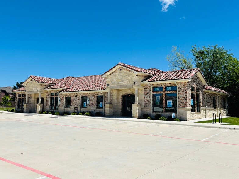 4957 Golden Triangle Blvd, Fort Worth, TX à louer - Photo du bâtiment - Image 2 de 9