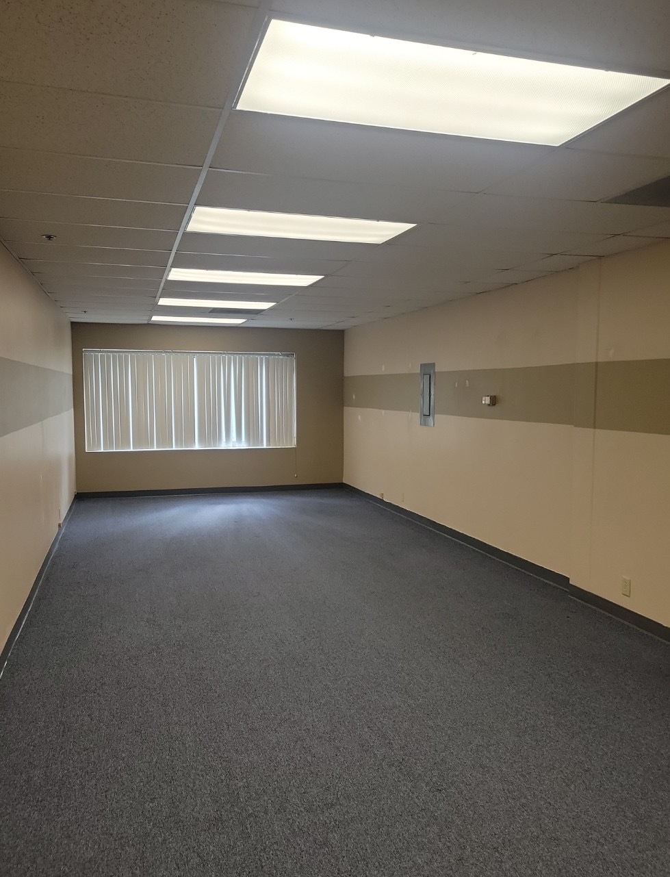 3815 Mission Ave, Oceanside, CA for lease Building Photo- Image 1 of 5