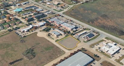 100 Bonham Ct, Red Oak, TX - Aerial map view