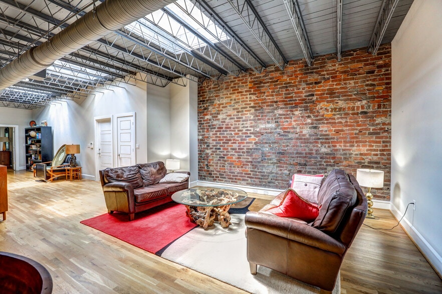 302 E Grace St, Richmond, VA à vendre - Photo du bâtiment - Image 3 de 7