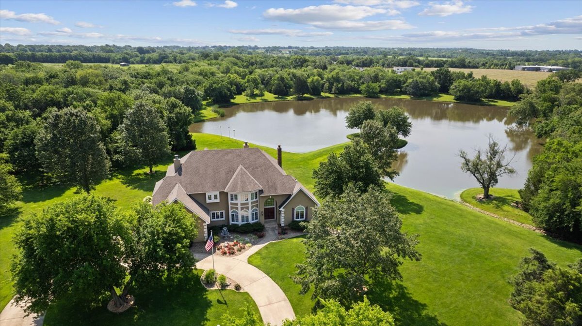 19525 Antioch Rd, Bucyrus, KS for sale Aerial- Image 1 of 15