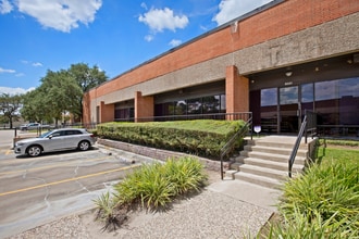 9101 Jameel Rd, Houston, TX à louer Photo intérieure- Image 2 de 6