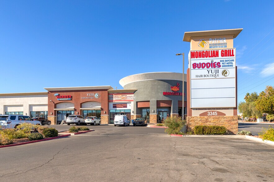 S Pecos Rd, Las Vegas, NV à louer - Photo du bâtiment - Image 2 de 5