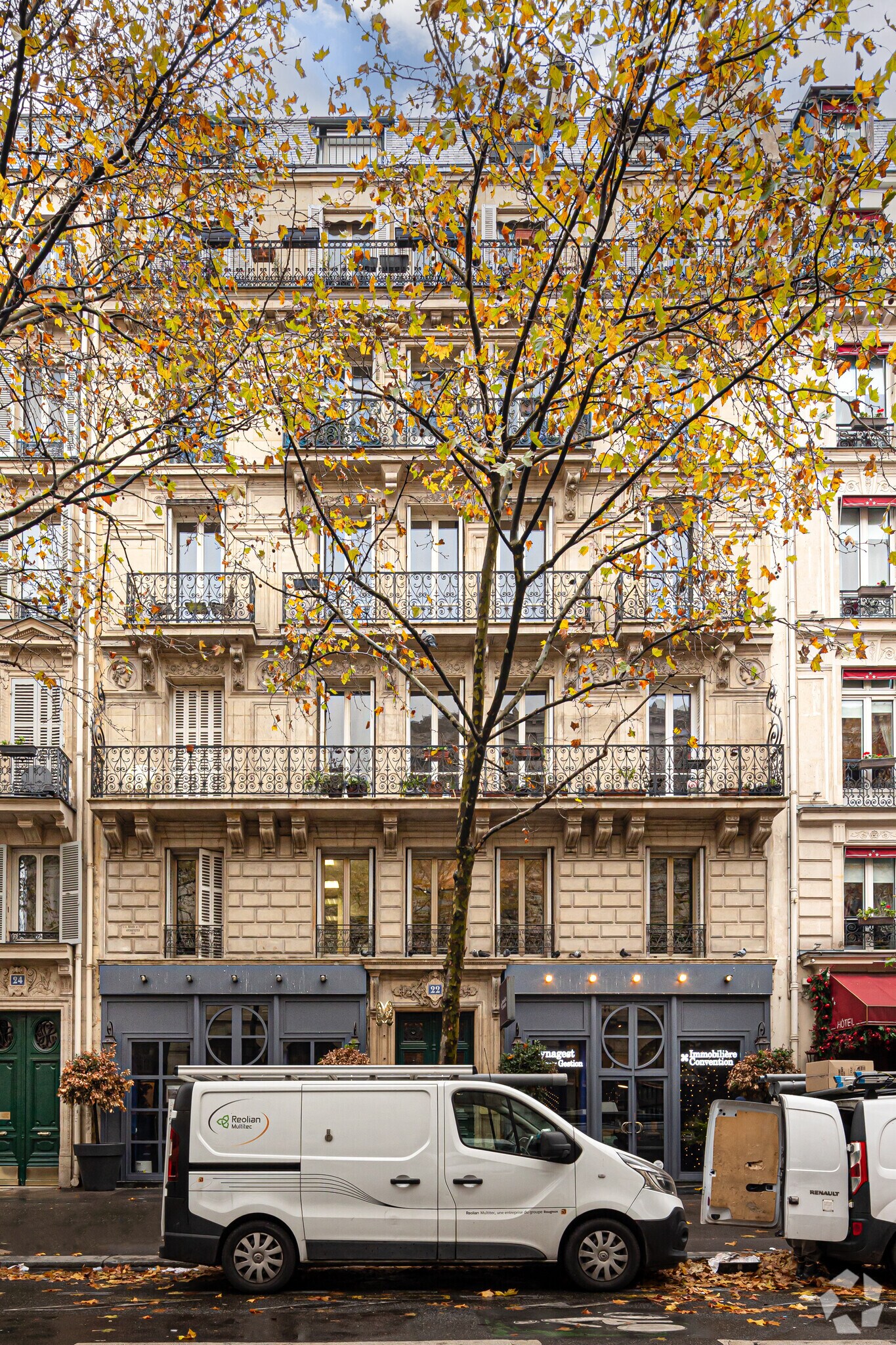 22 Avenue Victoria, Paris for lease Primary Photo- Image 1 of 8