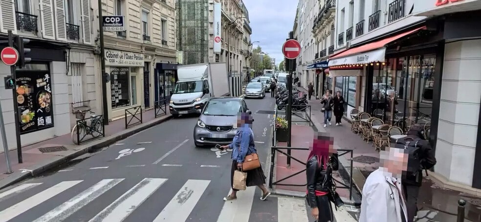 Retail in Levallois-Perret for lease - Building Photo - Image 1 of 2