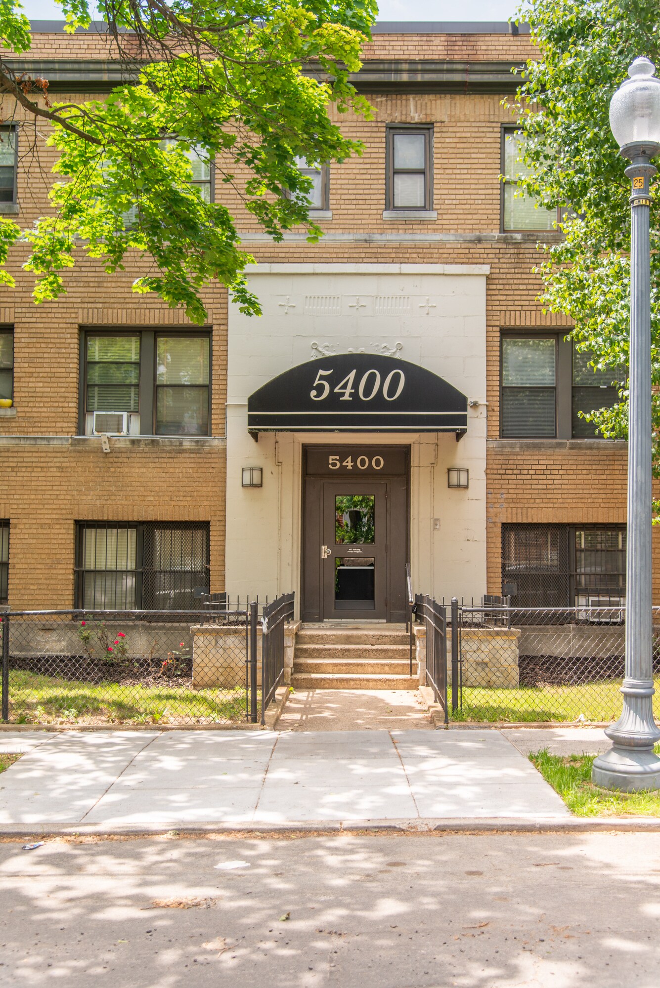 5400 7th St NW, Washington, DC à vendre Photo du bâtiment- Image 1 de 17