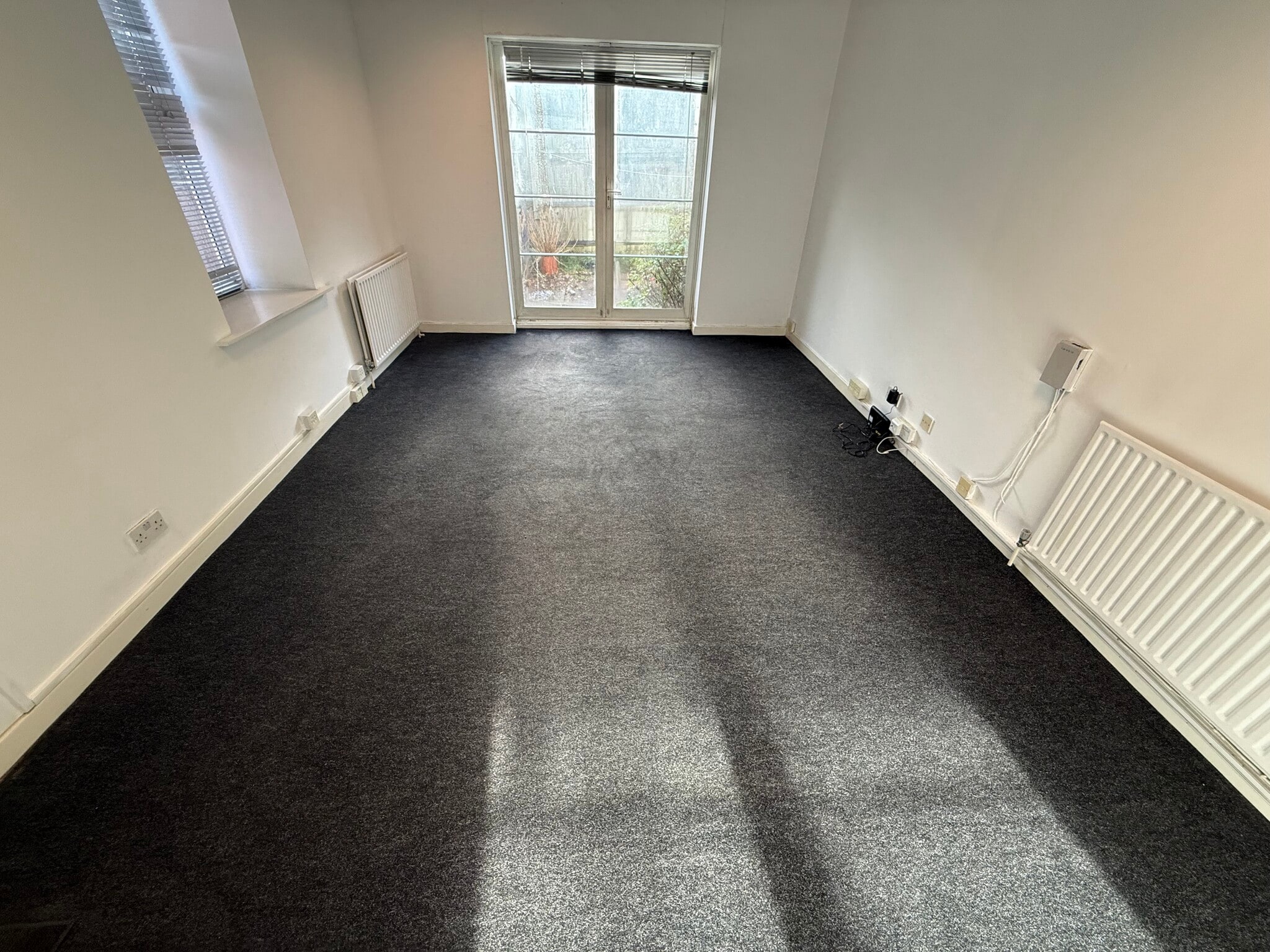 Ditchling Cmn, Hassocks for lease Primary Photo- Image 1 of 5