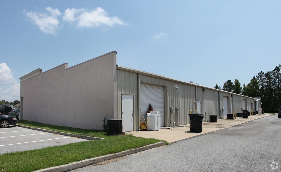 2180 Perry Lane Rd, Brunswick, GA à louer - Photo du bâtiment - Image 2 de 3