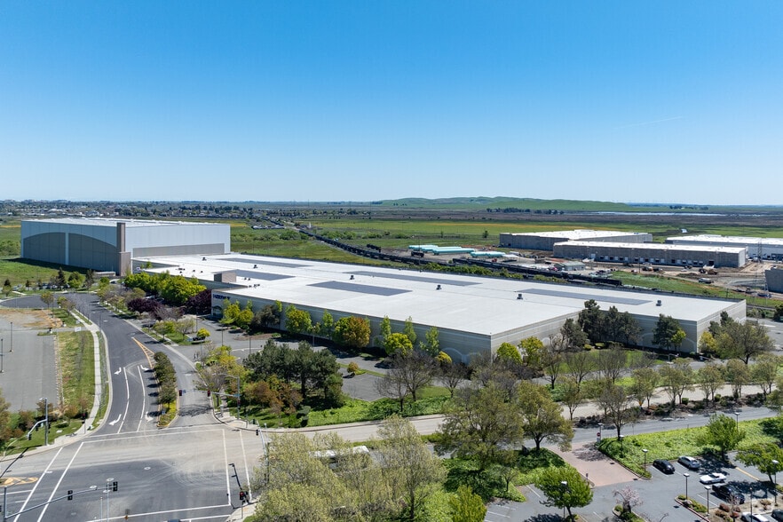 2001 Meyer Way, Fairfield, CA for lease - Aerial - Image 2 of 17