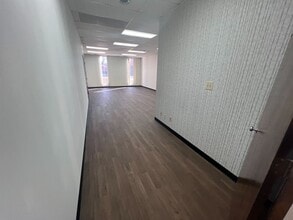 2500 W Broad St, Athens, GA for lease Interior Photo- Image 2 of 5