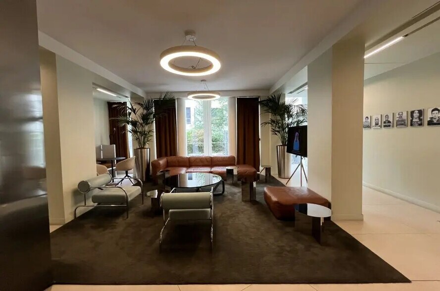 90 Avenue Des Ternes, Paris à louer - Photo du bâtiment - Image 2 de 7