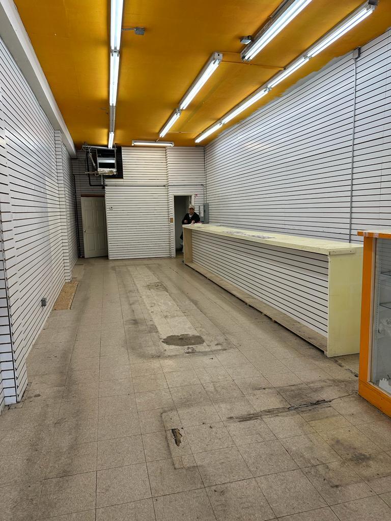 9406-9418 Church Ave, Brooklyn, NY à louer Photo intérieure- Image 1 de 2