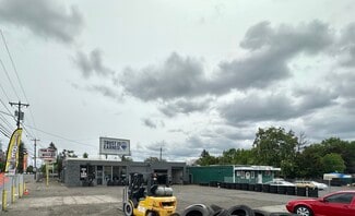 More details for 520 SE 148th Ave, Portland, OR - Retail for Sale
