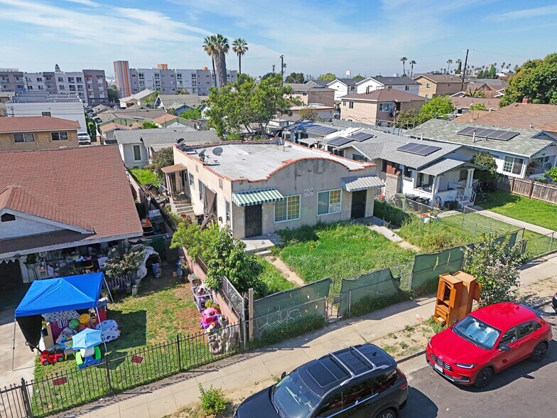 3548 Sabina St, Los Angeles, CA à vendre - Photo du bâtiment - Image 2 de 6