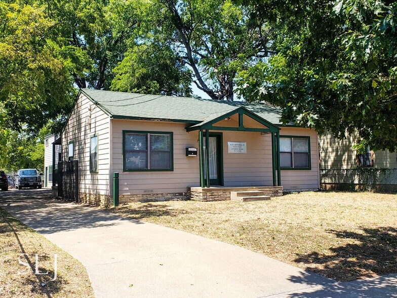 3519 Miles St, Dallas, TX à louer - Photo du bâtiment - Image 1 de 12
