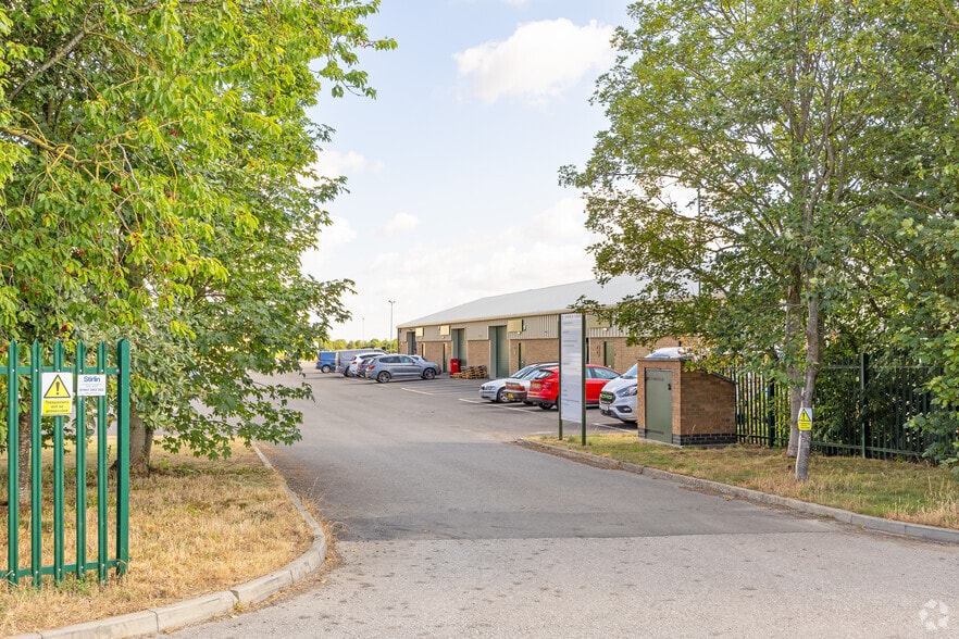 Mere Rd, Branston for lease - Building Photo - Image 3 of 10