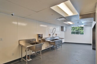 3716 Eagle Rock Blvd, Los Angeles, CA for lease Interior Photo- Image 2 of 3