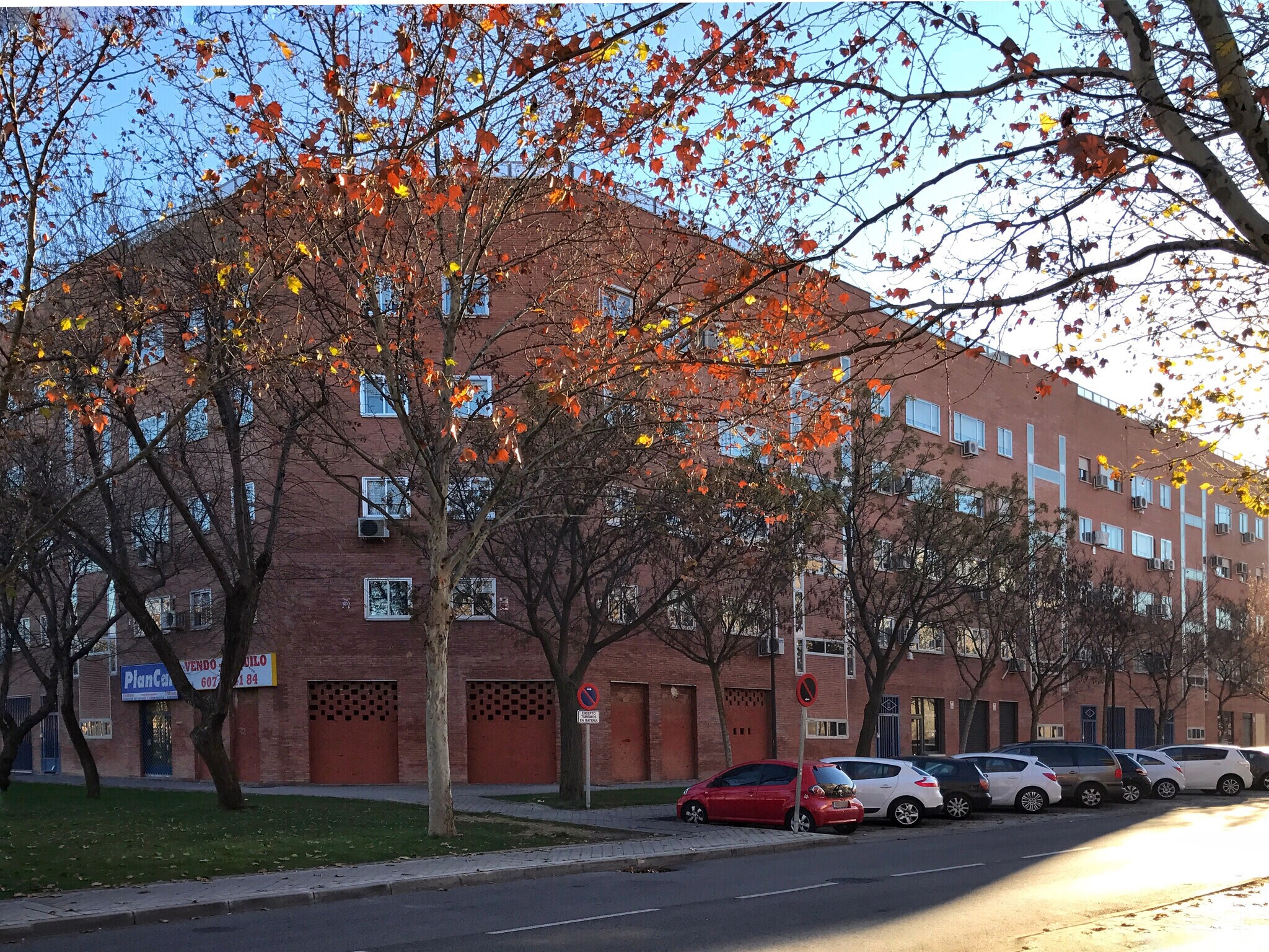 Calle Alhaquén, 8, Getafe, Madrid for lease Primary Photo- Image 1 of 3