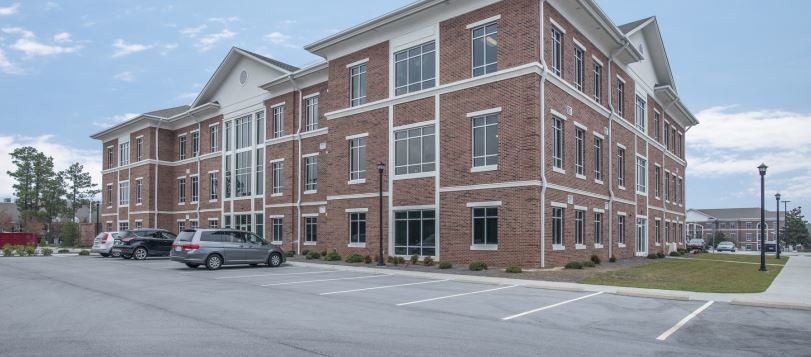 1691 Purdue Dr, Fayetteville, NC for lease Building Photo- Image 1 of 3