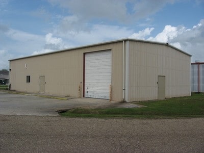 115 Row One, Lafayette, LA à louer - Photo du bâtiment - Image 2 de 5