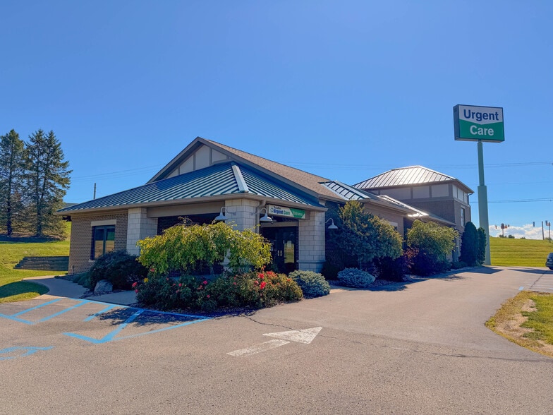 20 Alpine Dr, Batesville, IN for sale - Building Photo - Image 2 of 4