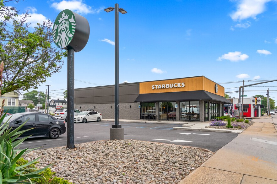 168 Atlantic Ave, Freeport, NY à vendre - Photo du bâtiment - Image 1 de 1