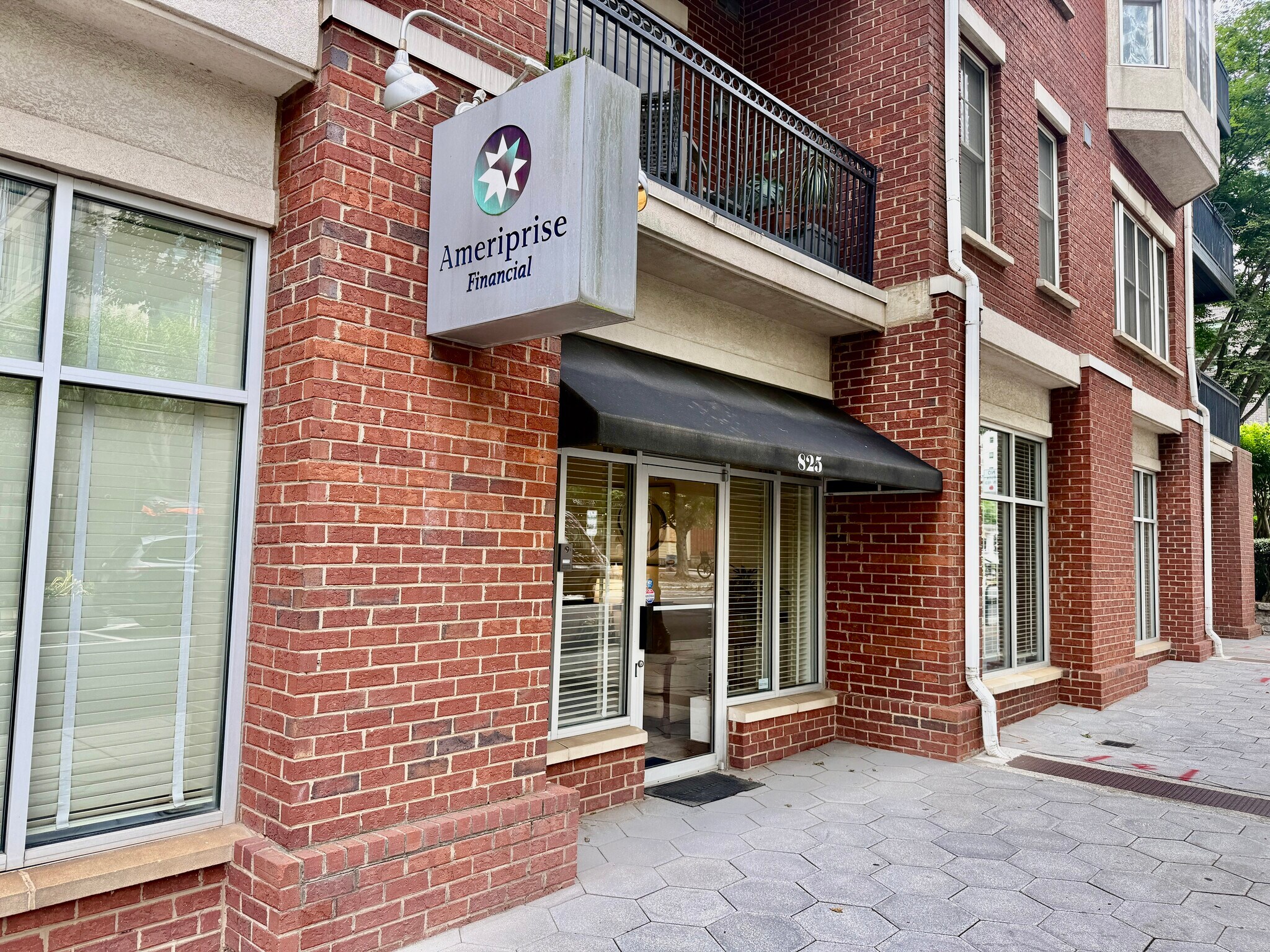 825 Juniper St NE, Atlanta, GA for lease Building Photo- Image 1 of 11