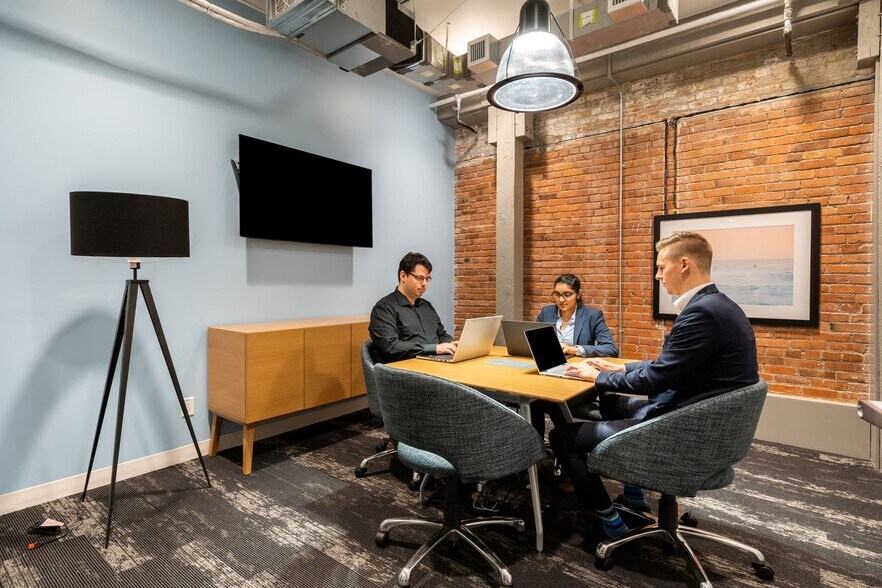 535 Yates St, Victoria, BC à louer - Photo intérieure - Image 2 de 23