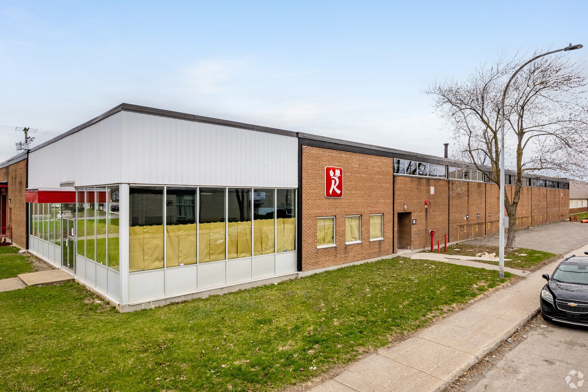 5485 Boul des Grandes-Prairies, Montréal, QC à vendre Photo principale- Image 1 de 1