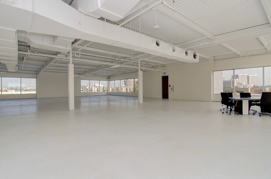 2405 McCabe Way, Irvine, CA à vendre - Photo intérieure - Image 3 de 4