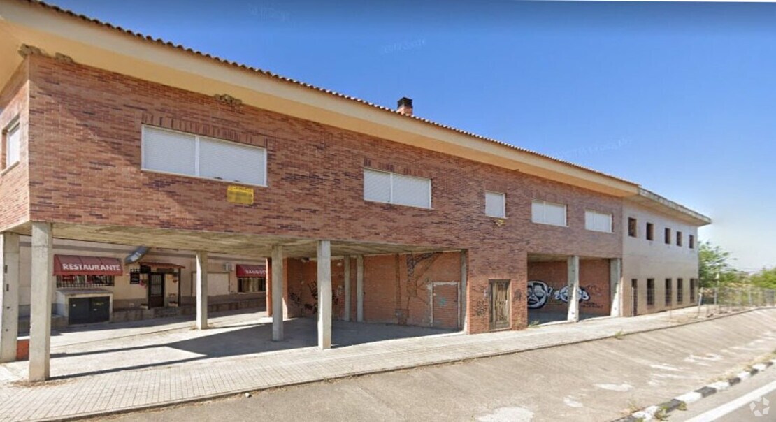 Calle Madrid, 15, Torres de la Alameda, Madrid for lease Interior Photo- Image 1 of 2