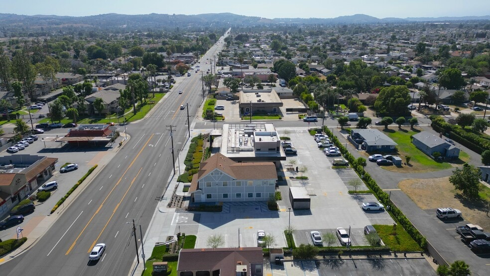 4632 Riverside Dr, Chino, CA for lease - Building Photo - Image 2 of 16