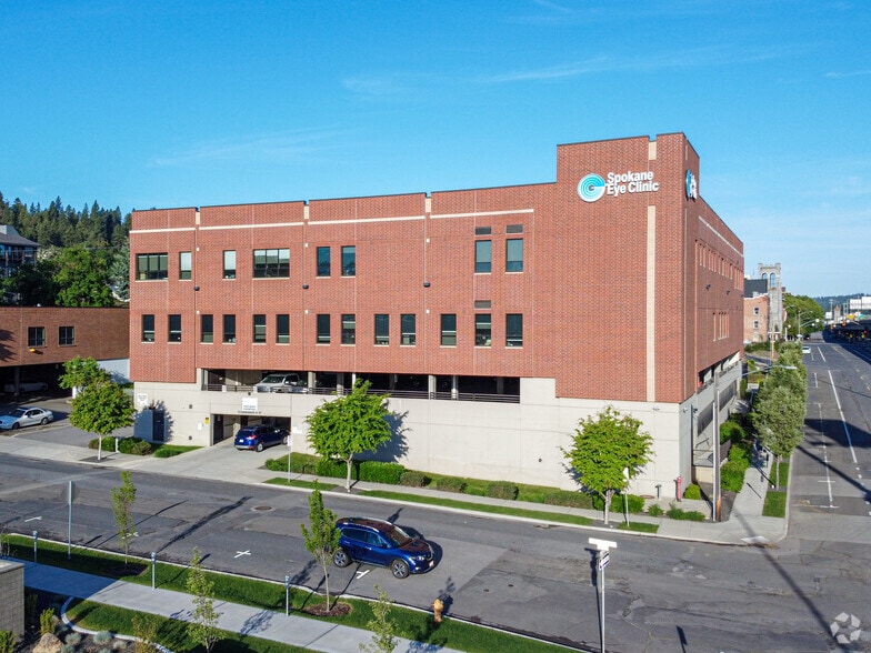 427 S Bernard St, Spokane, WA à vendre - Photo du bâtiment - Image 2 de 3