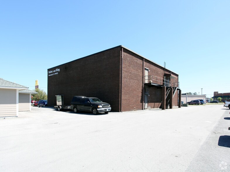 405 Western Blvd, Jacksonville, NC for lease - Building Photo - Image 2 of 6